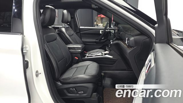 Ford Explorer (VI) 2.3 LimIted 4WD 2020 — фото 11