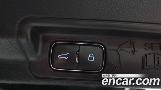 Ford Explorer (VI) 2.3 LimIted 4WD 2020 — фото 27