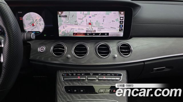Mercedes-Benz E-Class (W213) E350 4MATIC AMG Line 2021 — фото 15