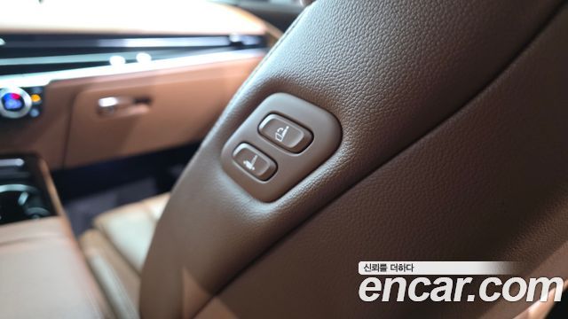 Genesis G80 (RG3) Gasoline 2.5 Turbo AWD 2021 — фото 33