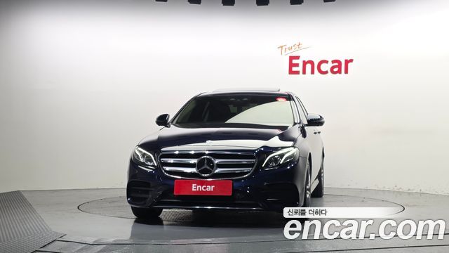 Mercedes-Benz E-Class (W213) E300 4MATIC AMG Line 2020 — фото 3