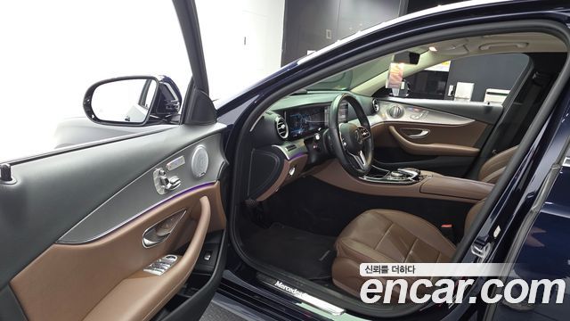 Mercedes-Benz E-Class (W213) E300 4MATIC AMG Line 2020 — фото 10