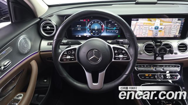 Mercedes-Benz E-Class (W213) E300 4MATIC AMG Line 2020 — фото 13