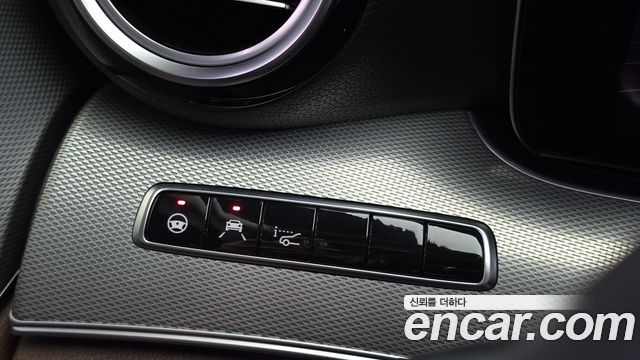 Mercedes-Benz E-Class (W213) E300 4MATIC AMG Line 2020 — фото 17