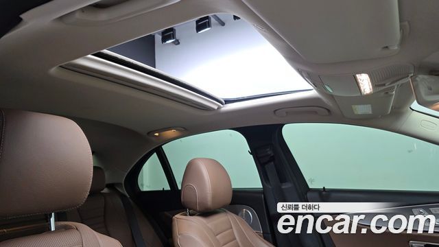 Mercedes-Benz E-Class (W213) E300 4MATIC AMG Line 2020 — фото 20