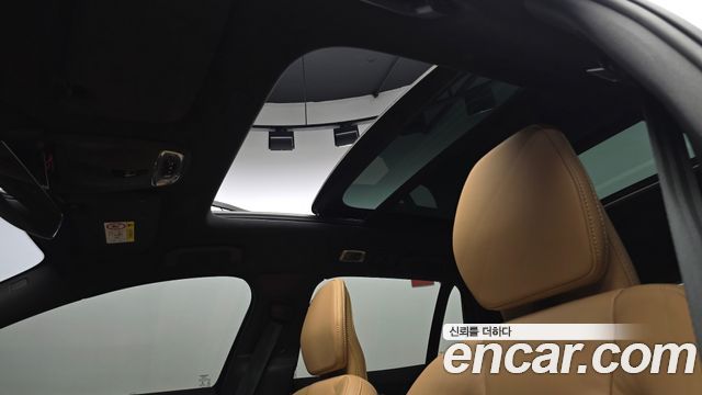 Volvo V60 Cross Country (II) B5 Pro AWD 2022 — фото 20