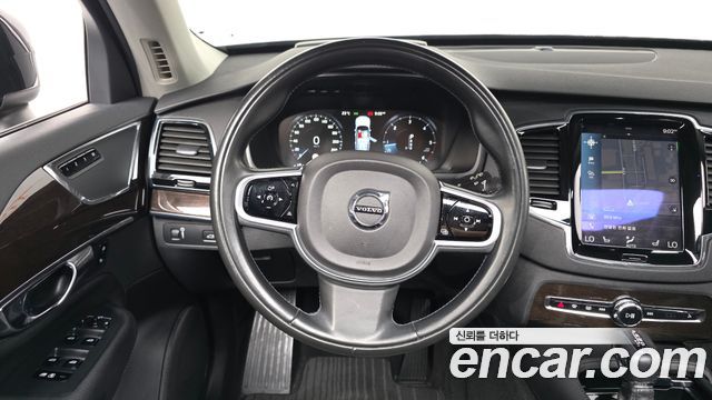 Volvo XC90 (II) D5 Momentum 2017 — фото 13