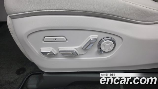 Hyundai Ioniq 9 Performance Type AWD 6-Seater Prestige 2025 — фото 33