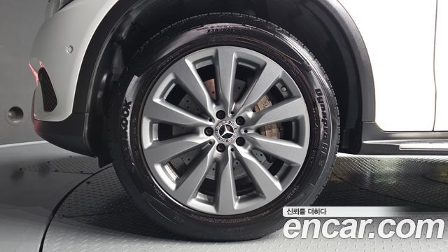 Mercedes-Benz GLC-Class (X253) GLC350e 4MATIC Premium 2019 — фото 5