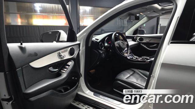 Mercedes-Benz GLC-Class (X253) GLC350e 4MATIC Premium 2019 — фото 10