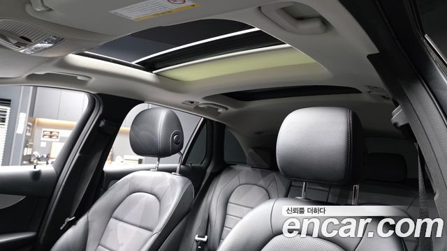 Mercedes-Benz GLC-Class (X253) GLC350e 4MATIC Premium 2019 — фото 18