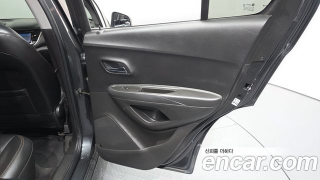 Chevrolet Trax 1.4 LT Deluxe 2017 — фото 25