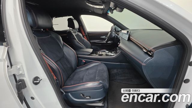 Genesis GV70 2.5T Gasoline AWD 2025 — фото 10