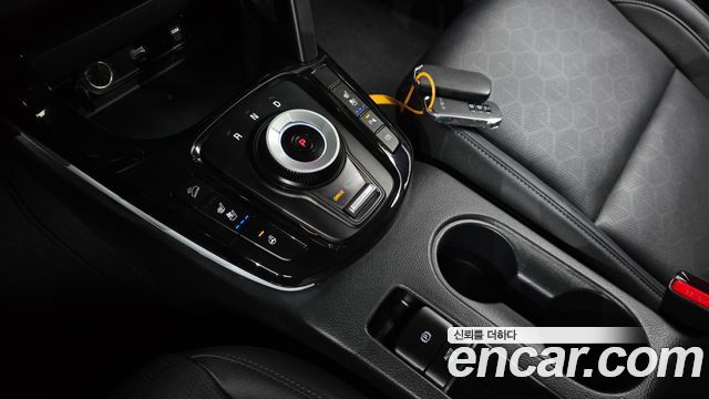 Kia Seltos Gasoline 2.0 2WD Signature 2024 — фото 9