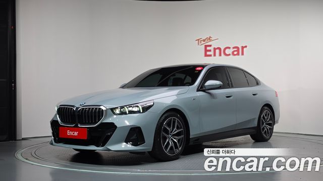 BMW 5 Series (G60) 520i M Sport