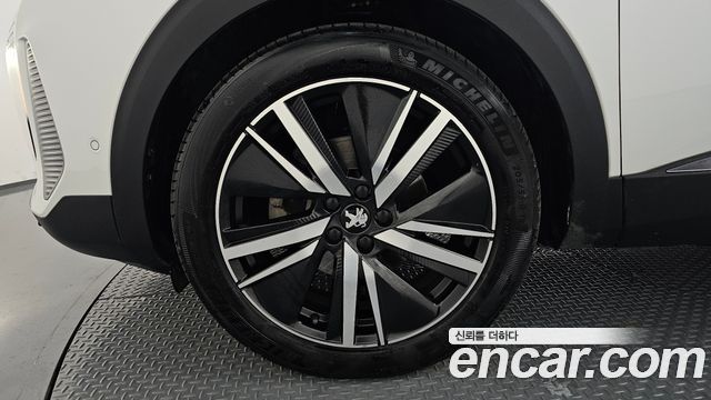 Peugeot 5008 (II) 1.2 Pure Tech GT 2024 — фото 5
