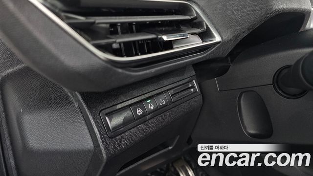 Peugeot 5008 (II) 1.2 Pure Tech GT 2024 — фото 18