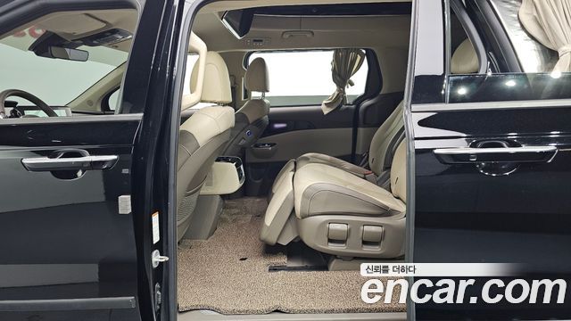 Kia Carnival (IV) Diesel 7-Seater Hi-Limousine Signature 2022 — фото 11