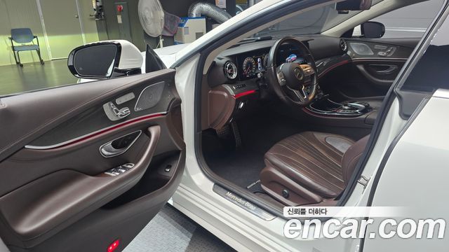 Mercedes-Benz CLS-Class (C257) CLS400d 4MATIC AMG Line 2019 — фото 10