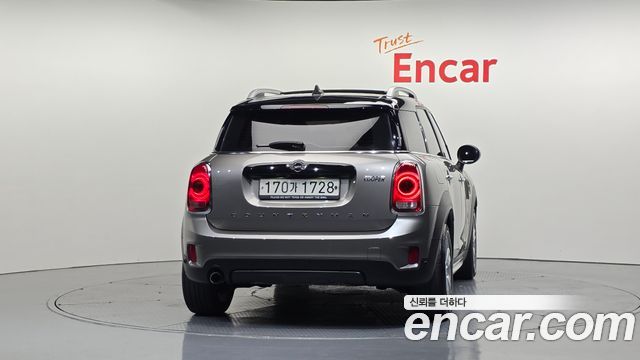 MINI Cooper Countryman Standard 2nd 2019 — фото 4