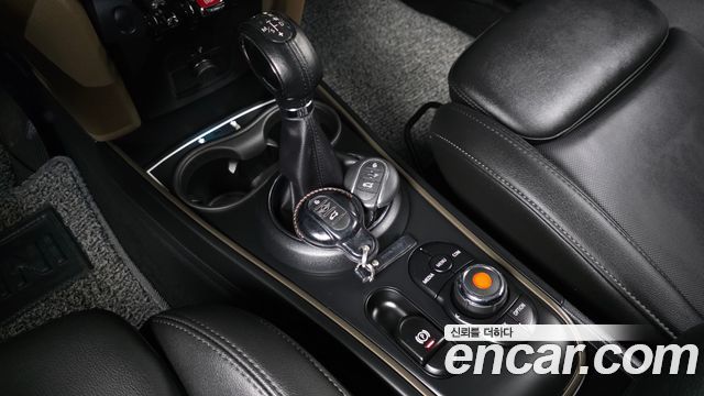 MINI Cooper Countryman Standard 2nd 2019 — фото 9