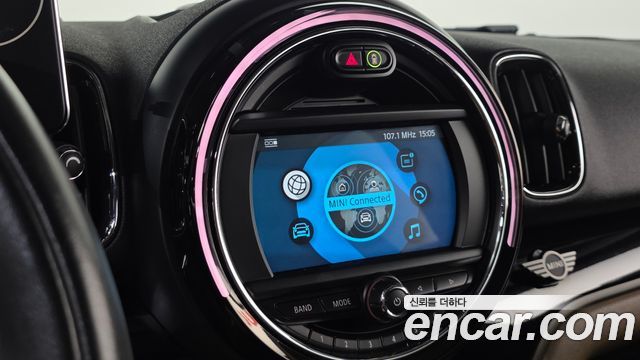 MINI Cooper Countryman Standard 2nd 2019 — фото 11