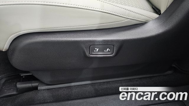 Kia Carnival (IV) Gasoline 9-Seater Signature 2021 — фото 31