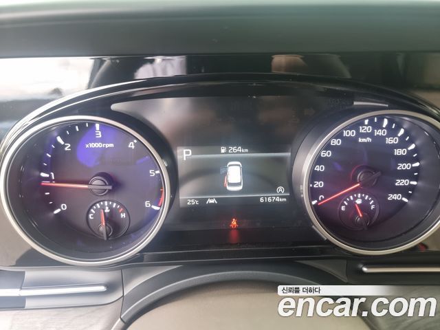 Kia Carnival (IV) Diesel 9-Seater Prestige 2023 — фото 17