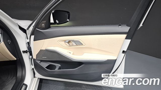 BMW 3 Series (G20) 320i M Sport 2024 — фото 30