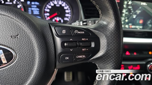 Kia Stonic 1.0 Turbo Prestige 2019 — фото 15