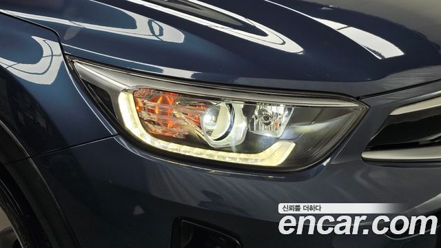 Kia Stonic 1.0 Turbo Prestige 2019 — фото 22