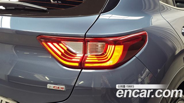 Kia Stonic 1.0 Turbo Prestige 2019 — фото 23