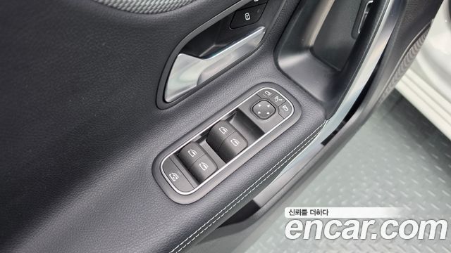 Mercedes-Benz A-Class (W177) A220 Sedan 2022 — фото 23