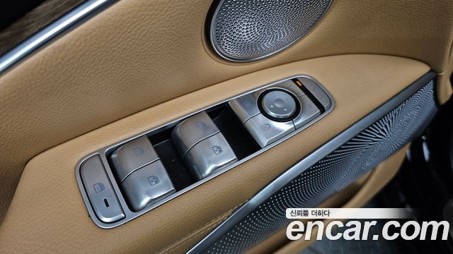 Kia K9 3.8 GDI AWD Platinum 2021 — фото 17