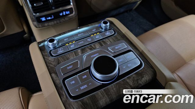 Kia K9 3.8 GDI AWD Platinum 2021 — фото 28