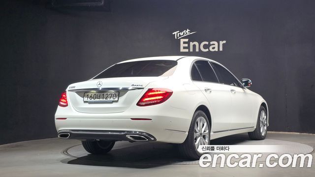 Mercedes-Benz E-Class (W213) E300 4MATIC Exclusive 2020 — фото 2