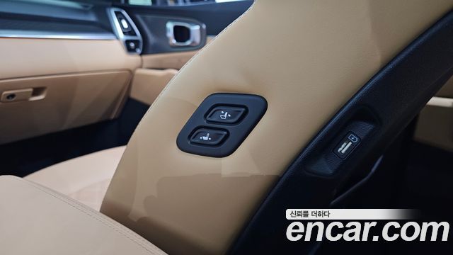 Kia Sorento (IV) HEV 1.6 2WD Signature 2023 — фото 32