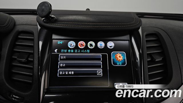 Chevrolet Impala 3.6 Premier 2018 — фото 33