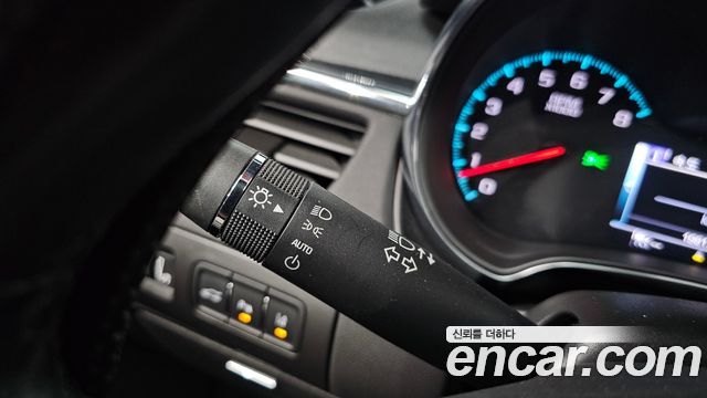 Chevrolet Impala 3.6 Premier 2018 — фото 40