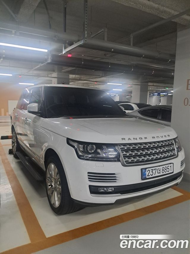 Land Rover Range Rover (IV) 4.4 SDV8 Vogue SE DIESEL 2016 — фото 2
