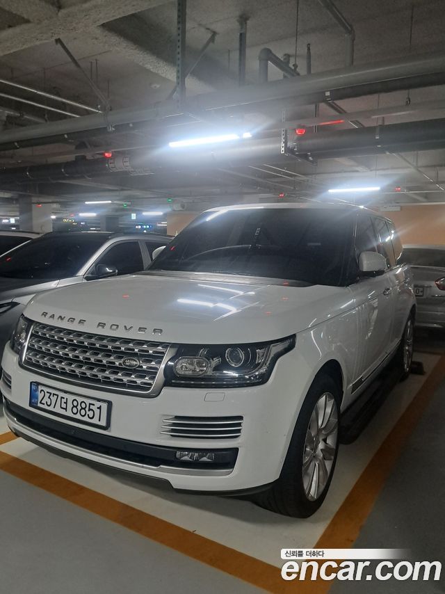Land Rover Range Rover (IV) 4.4 SDV8 Vogue SE DIESEL 2016 — фото 3