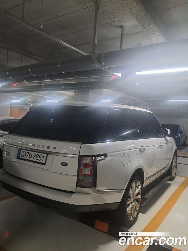Land Rover Range Rover (IV) 4.4 SDV8 Vogue SE DIESEL 2016 — фото 5