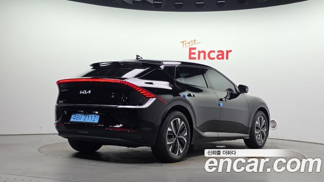 Kia EV6 Long Range Earth 2023 — фото 2
