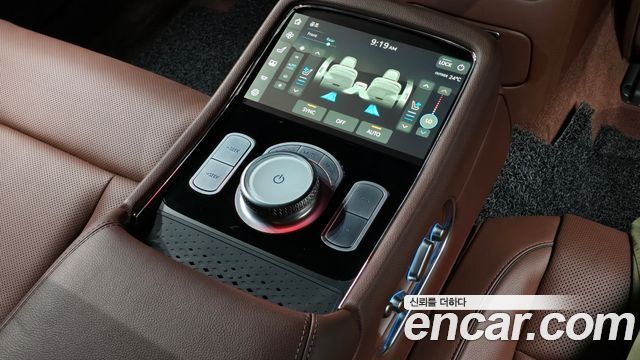 Genesis G90 (RS4) Gasoline 3.5 Turbo e-S/C AWD 2023 — фото 23