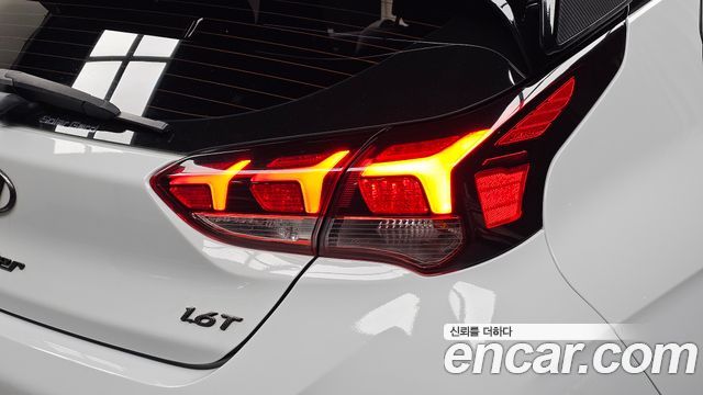 Hyundai Veloster (JS) 1.6 Turbo Sport Core 2019 — фото 23