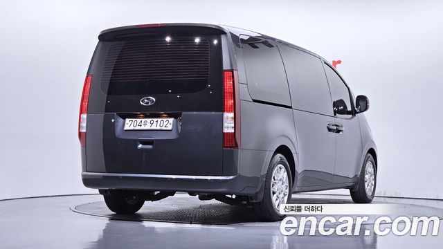 Hyundai Staria Tourer 11-Seater Modern 2022 — фото 2