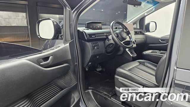 Hyundai Staria Tourer 11-Seater Modern 2022 — фото 10
