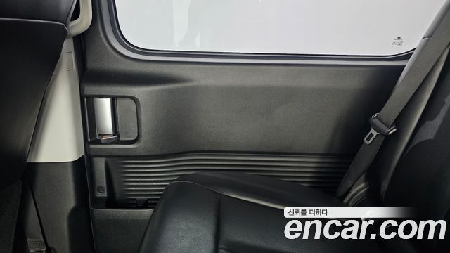 Hyundai Staria Tourer 11-Seater Modern 2022 — фото 25