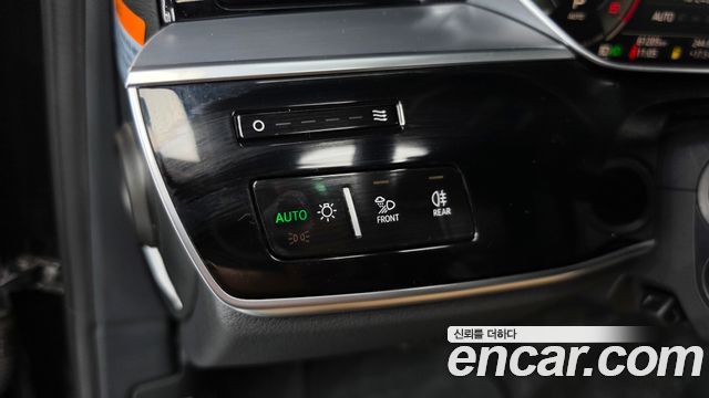 Audi A8 (D5) 50 TDI Quattro LWB 2021 — фото 24