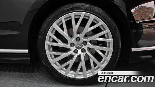 Audi A8 (D5) 50 TDI Quattro LWB 2021 — фото 27
